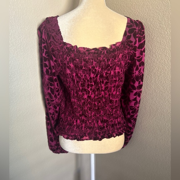 Torrid NWT Deep Red Smocked velvet Floral Blouse size L - Picture 6 of 6